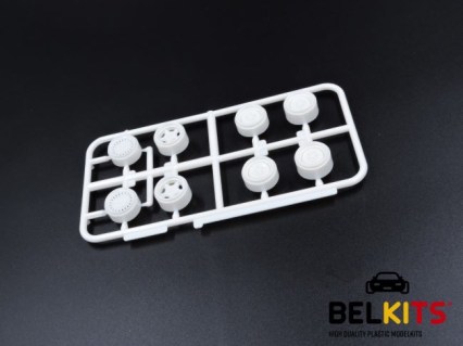 BEL008_4_sprue